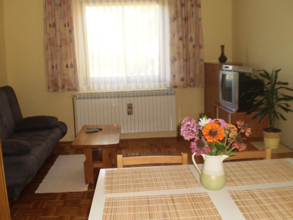 Bozicevic * Rakovica